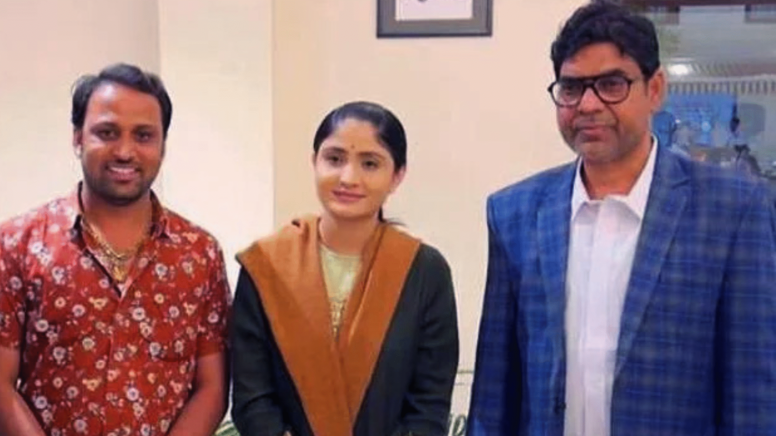 Celebrity Shows Geeta Ben Rabri photo with Event India wedding and celebrity management company director Bhupendra Rana